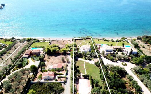 MAGNIFICENT BEACH FRONT VILLA OF 215 SQM – ERMIONIDA COAST
