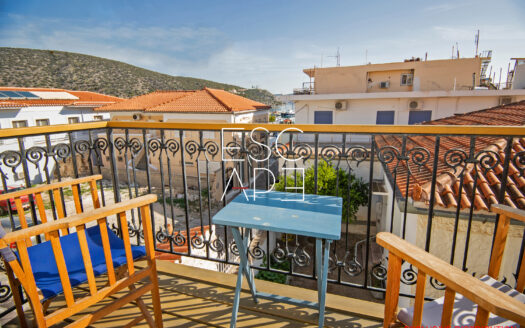 Traditional greek residence of 159 sqm in a unique location